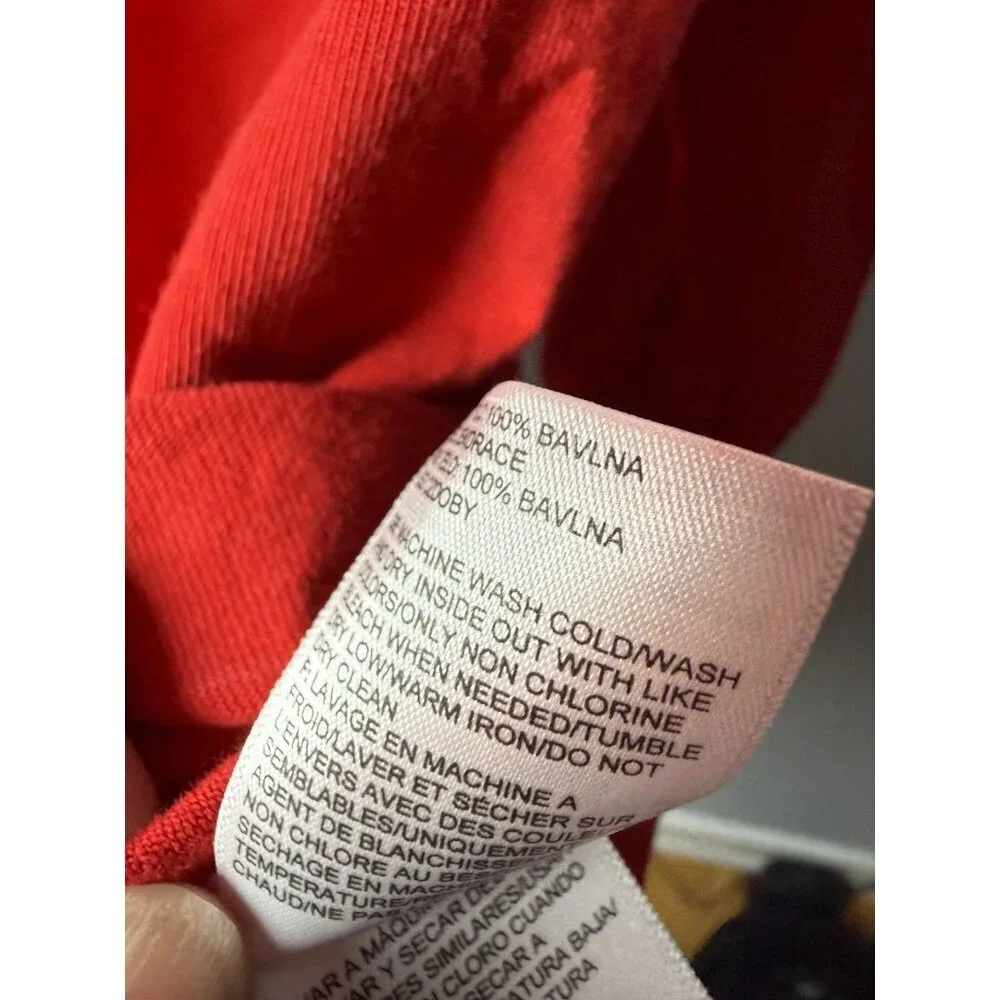 The North Face Women Med Red Long Sleeve Hooded Shirt With Logo